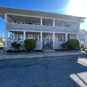 Crystal Sands Apartment